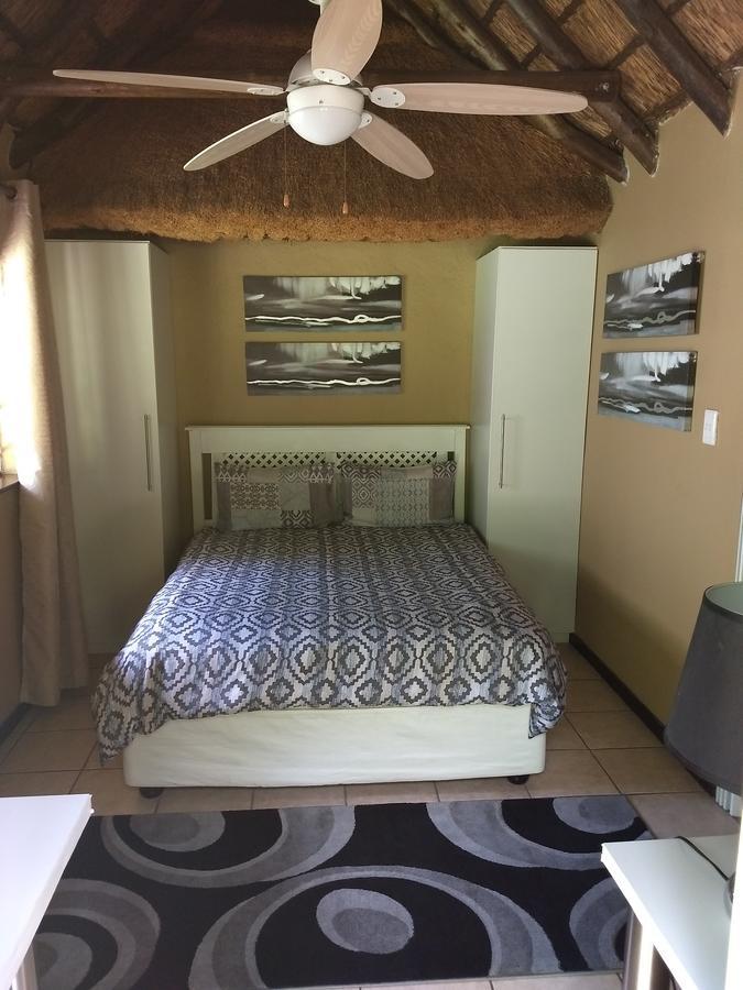 Villa Schreiner Guest House Randburg ภายนอก รูปภาพ